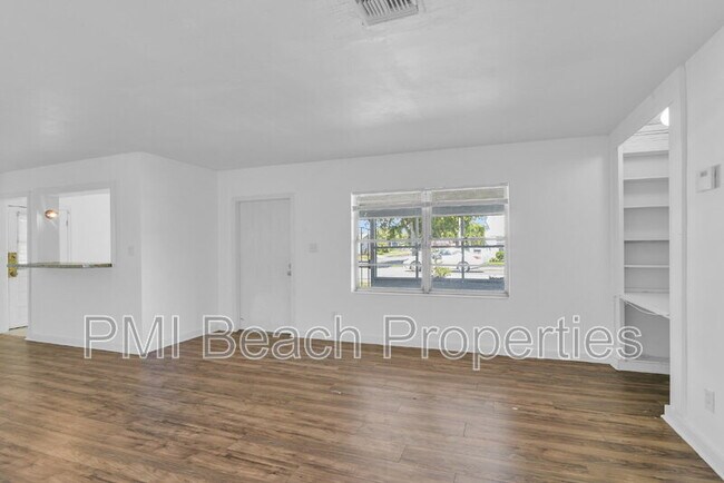 Building Photo - 522 18th St