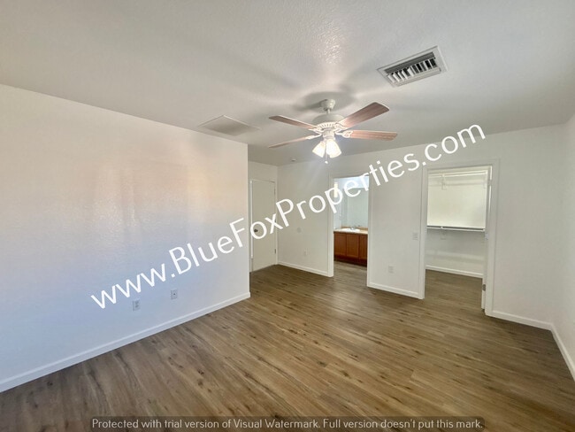 Building Photo - 10579 E Pleasant Pasture Dr