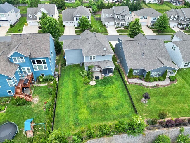 Building Photo - Charming 5 Bed 2.5 Bath home in Fort Mill!