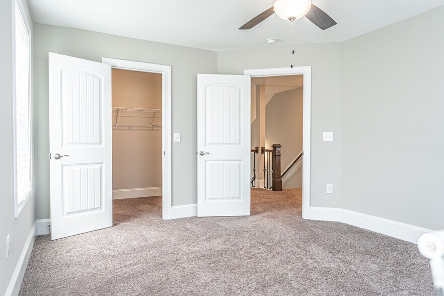 Building Photo - 315 Mashie Ct