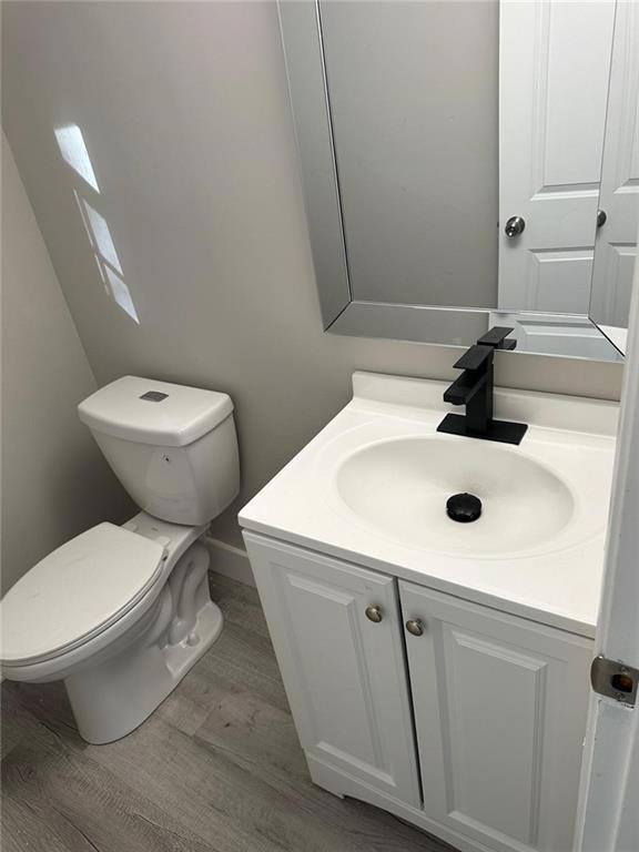 Building Photo - 2834 Clearbrook Dr