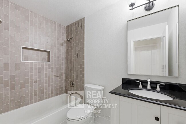 Building Photo - 2420 W Blue Sky Dr