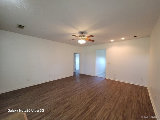 Building Photo - 77 Groves Ln