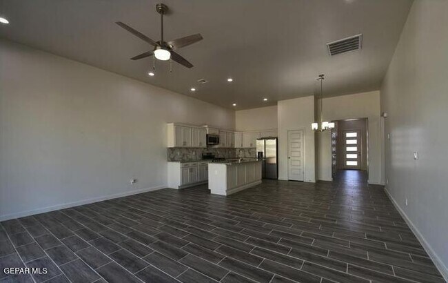 Building Photo - 51073 Sand Verbena Ave