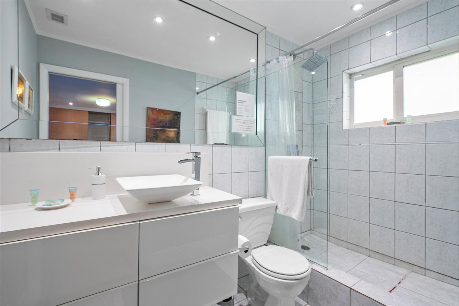 Building Photo - 100 NW 40th St