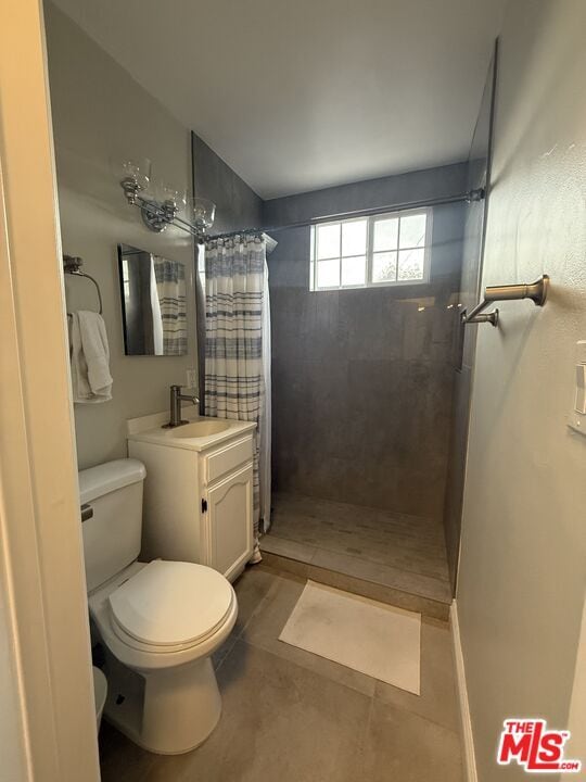 Building Photo - 2123 S Orange Dr