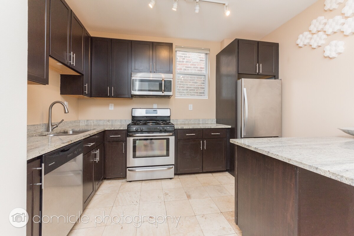 Building Photo - 2005 W Race Ave