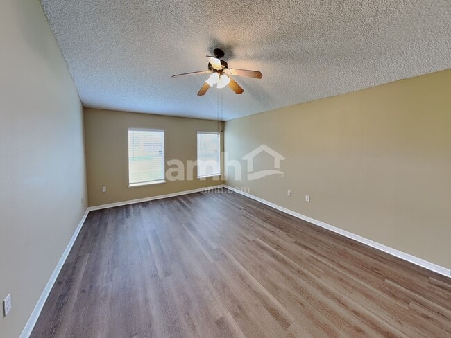 Building Photo - 4131 Woodley Creek Rd