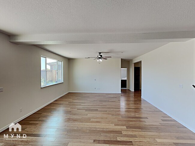 Building Photo - 2367 Hancock Dr