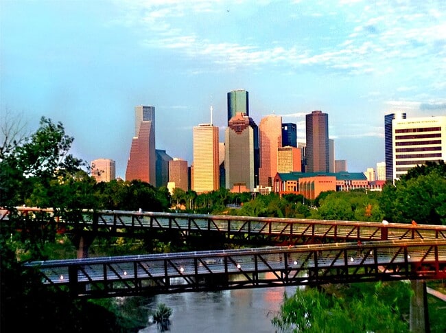 Building Photo - 2608 Hopkins St