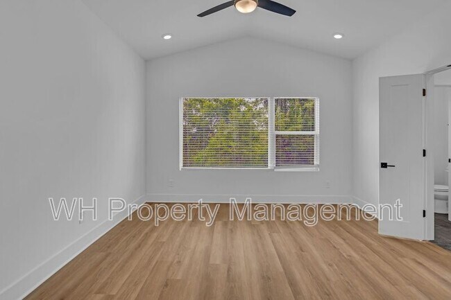 Building Photo - 3820 Tigerbelle Dr