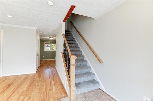 Building Photo - 2308 Mary Baldwin Dr