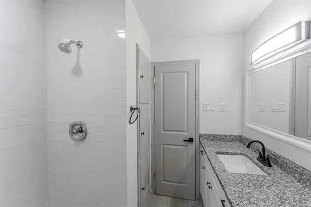 Building Photo - 8652 Wolfwood Ln