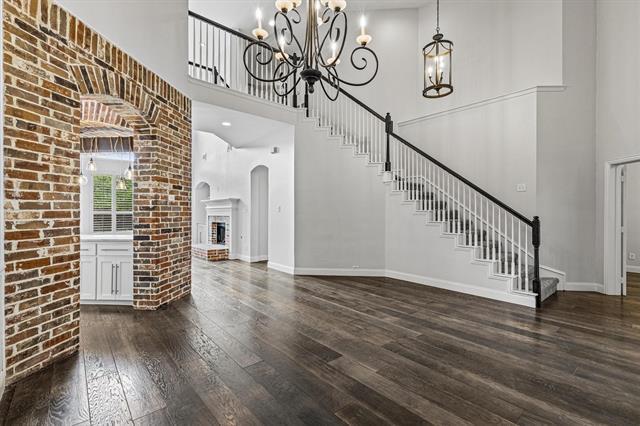 Building Photo - 821 High Willow Dr