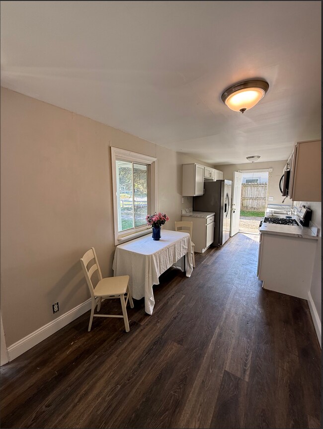 Building Photo - LAND CONTRACT (RENT-TO-OWN)