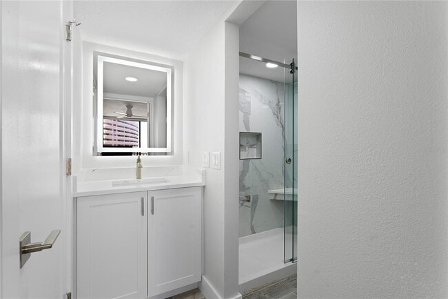 Building Photo - 1390 Gulf Blvd