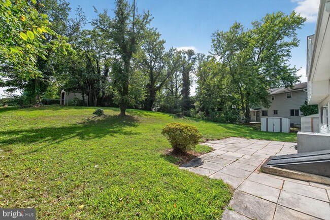 Building Photo - 7720 Loudon Dr
