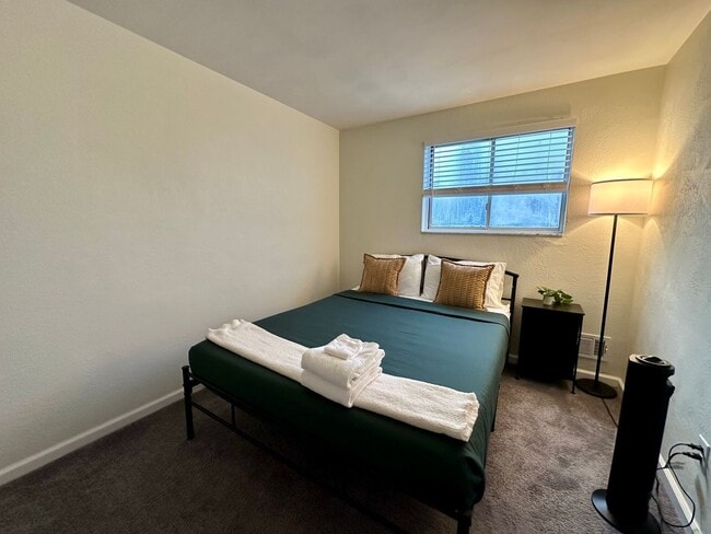 Building Photo - 1248 Pennsylvania Ave