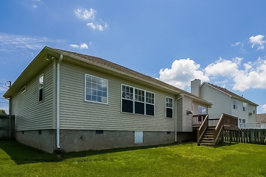 Building Photo - 639 Belinda Pkwy