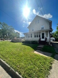 Building Photo - California Triplex