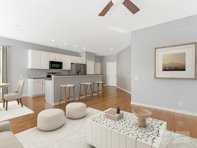 Building Photo - 3164 Margellina Drive