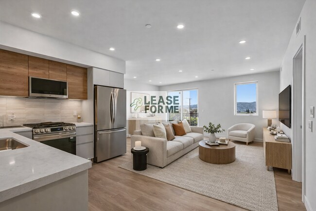 Building Photo - 8867 Alcott St