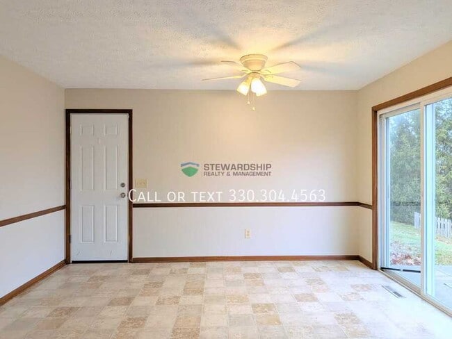 Building Photo - 1752 Bunyan Cir NW