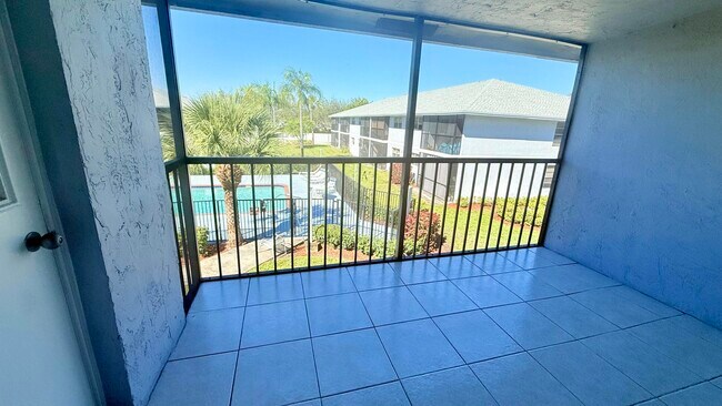 Building Photo - 905 Southridge Rd