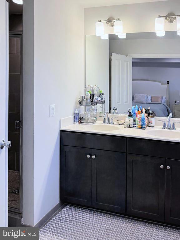 Building Photo - 22228 Cabin Branch Ave