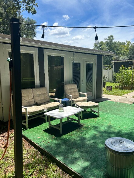 Building Photo - 3821 Rosetree Dr