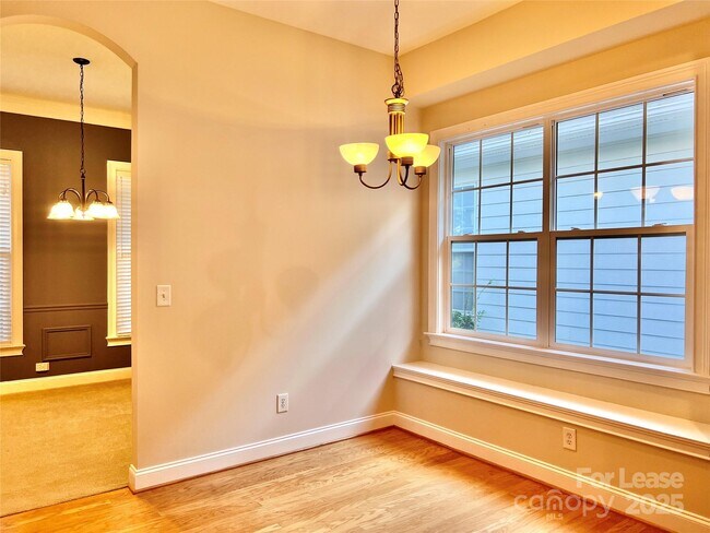 Building Photo - 1205 Gainsborough Dr