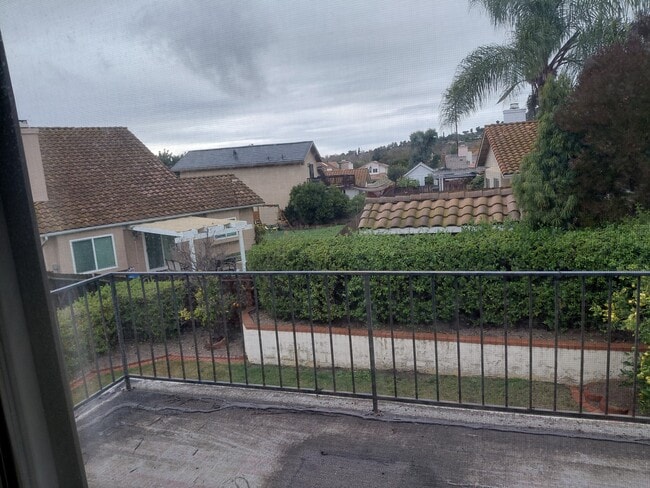 Building Photo - 2331 Conway Dr