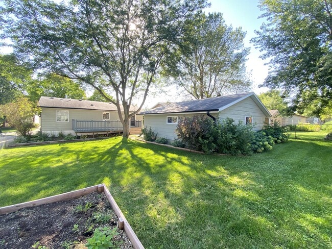 Building Photo - 4523 21st Ave NW