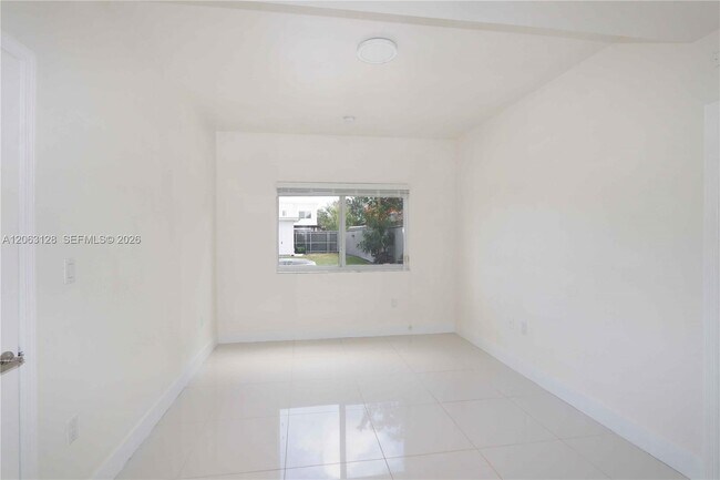 Building Photo - 26181 SW 135th Ct