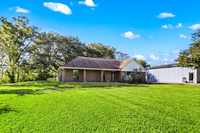 Building Photo - 2906 Avenue S