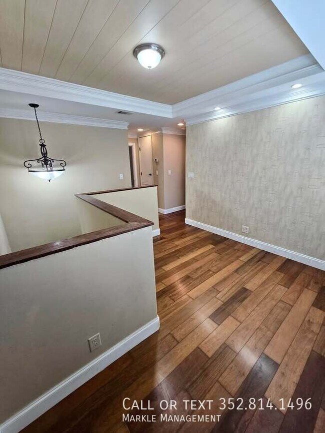 Building Photo - 200 S 11th St