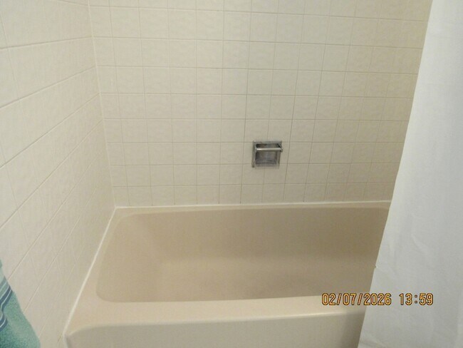 Building Photo - 718 Sturnbridge Ln