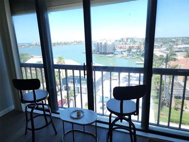 Building Photo - 255 Dolphin Point