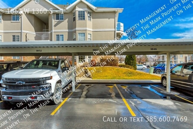 Building Photo - Remodeled 3rd Floor Condo with Great View