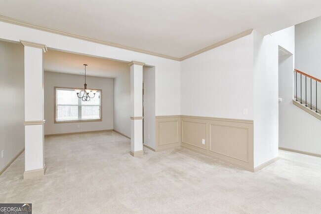 Building Photo - 3096 Montauk Hill Dr NE