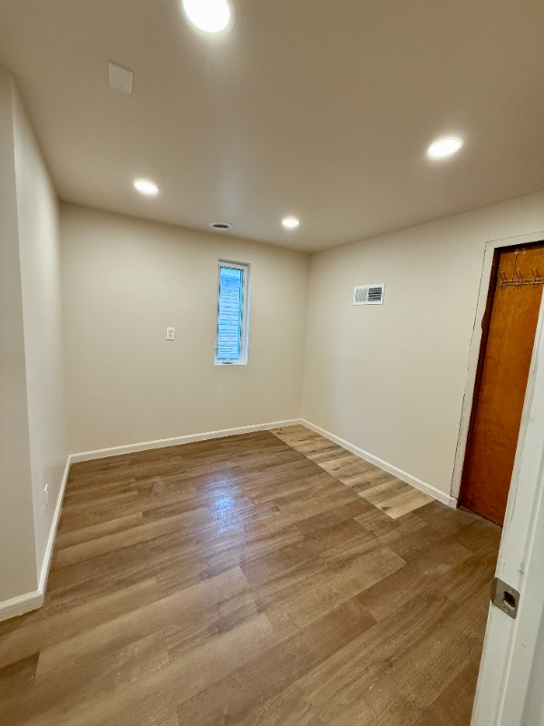 Building Photo - 3040 Alvina Ave