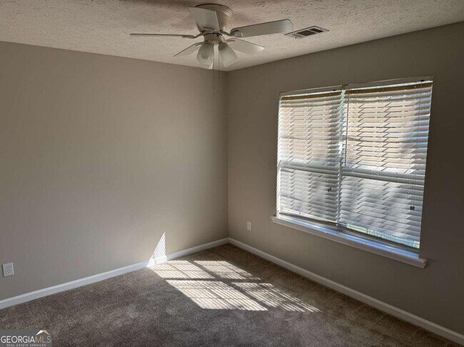 Building Photo - 1672 Walters Park Ct