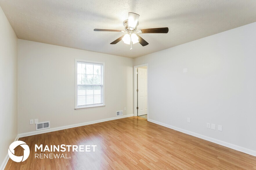 Building Photo - 277 Drake Dr