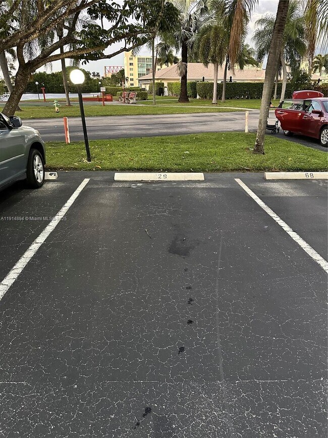 Building Photo - 311 SE 3rd St