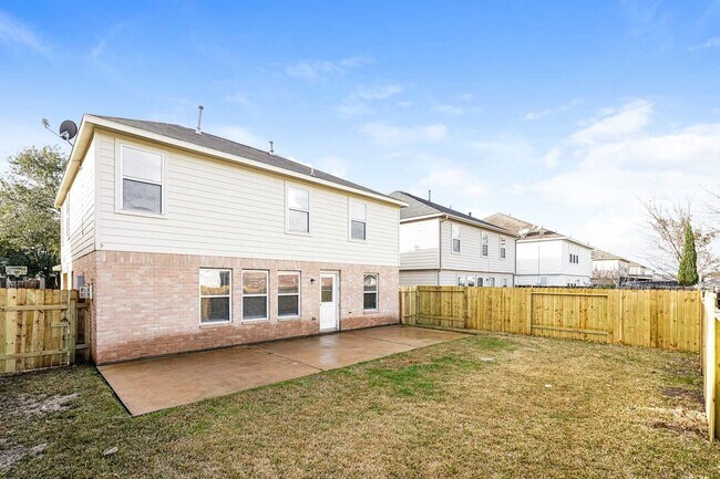 Building Photo - 3514 Barkers Crossing Ave