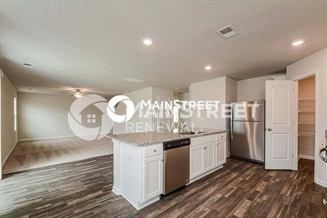Building Photo - 4 Bedroom Pet-Friendly Home in Zebulon, NC with Main Street Renewal