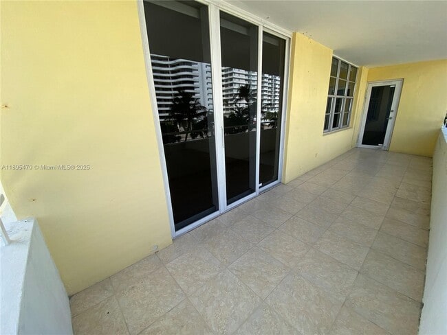 Building Photo - 5600 Collins Ave