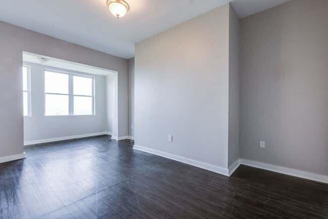 Building Photo - 1031 E Warrington Ave