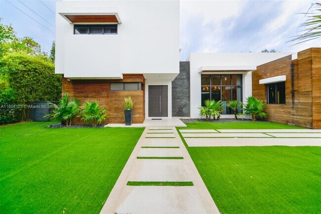 Primary Photo - 7940 SW 58th Ct