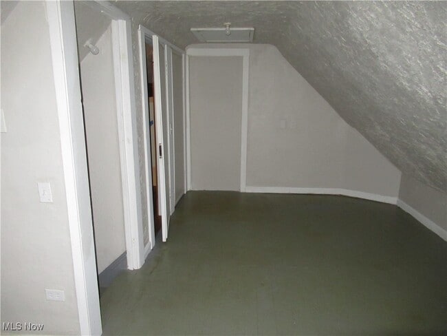 Building Photo - 1343 Churchill Rd